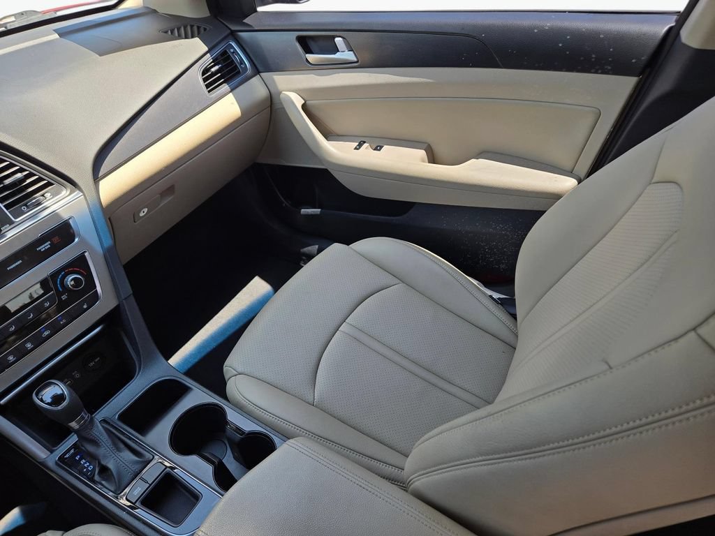 Used 2015 Hyundai Sonata Sport FWD image 17
