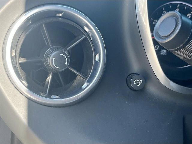 Used 2017 Chevrolet Camaro LT RWD image 10