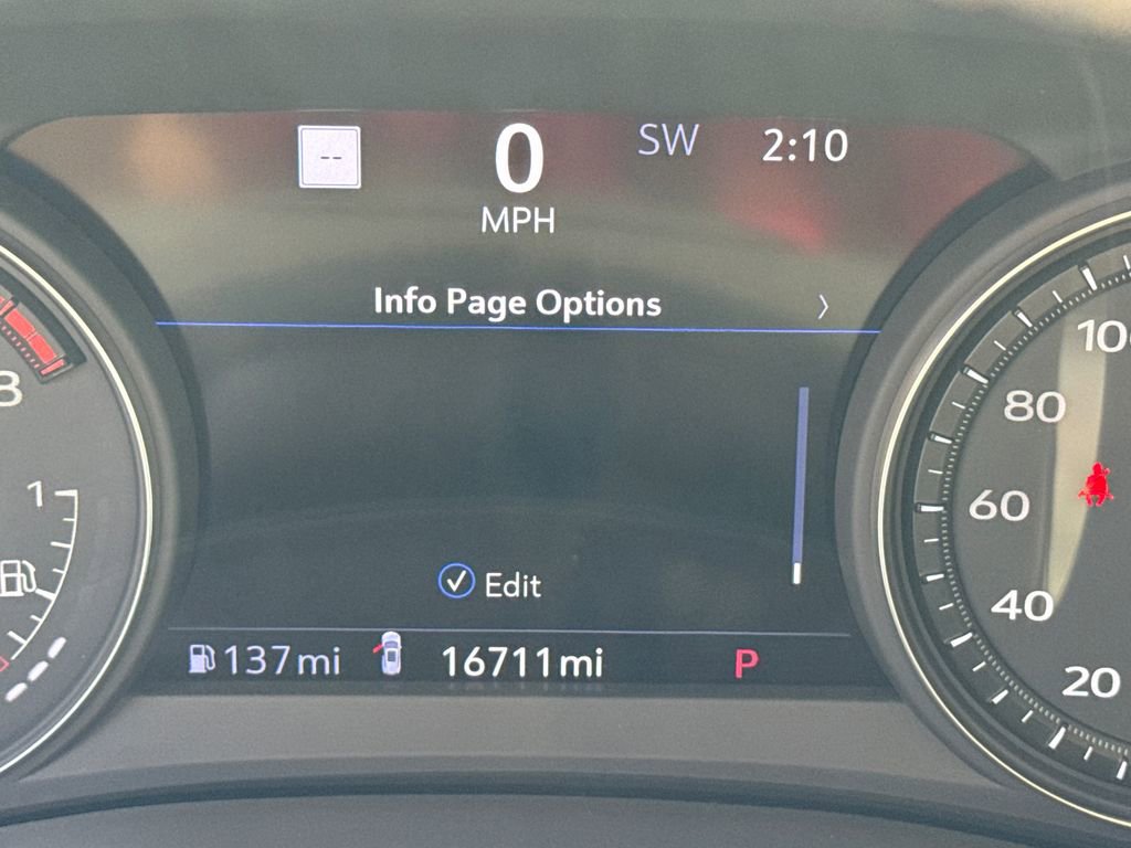 Used 2025 Cadillac XT6 Premium Luxury w/ Technology Package image 28