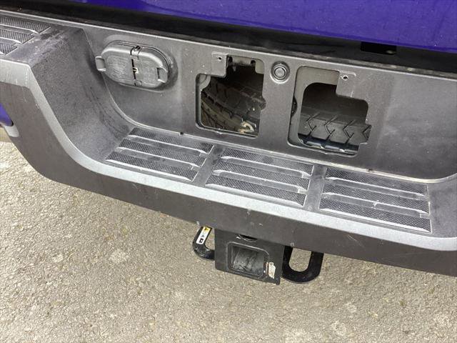 Certified 2025 Toyota Tacoma SR5 image 18