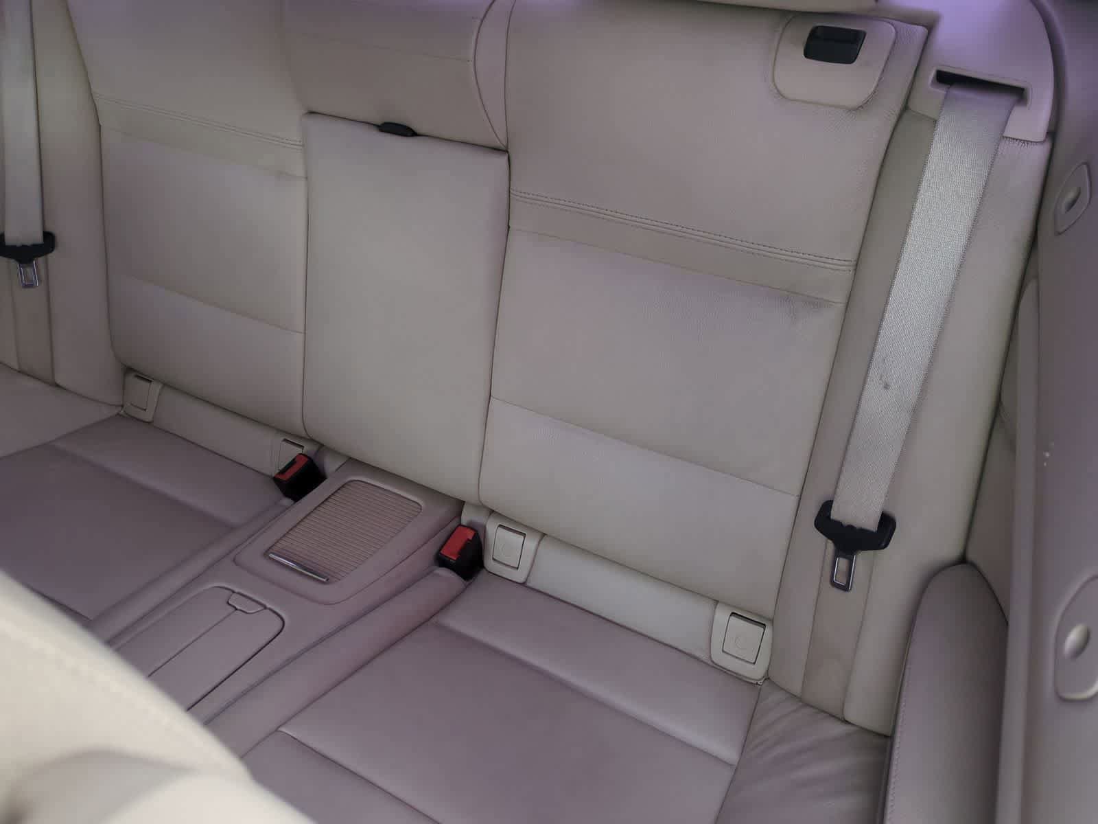 Used 2012 BMW 335i Convertible RWD image 18