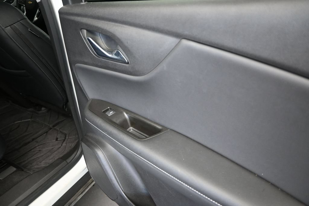 Used 2023 Chevrolet Blazer LT w/ Midnight/Sport Edition FWD image 21