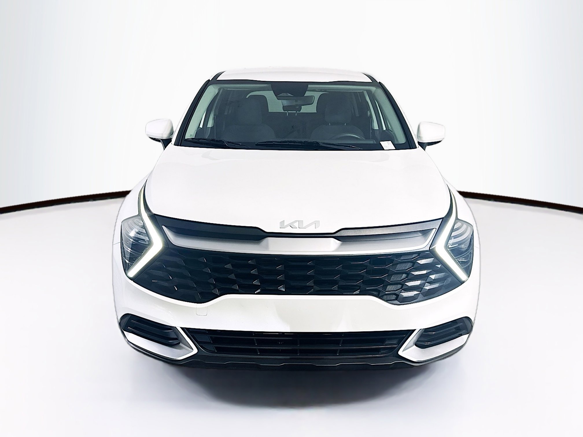 Used 2024 Kia Sportage LX image 2