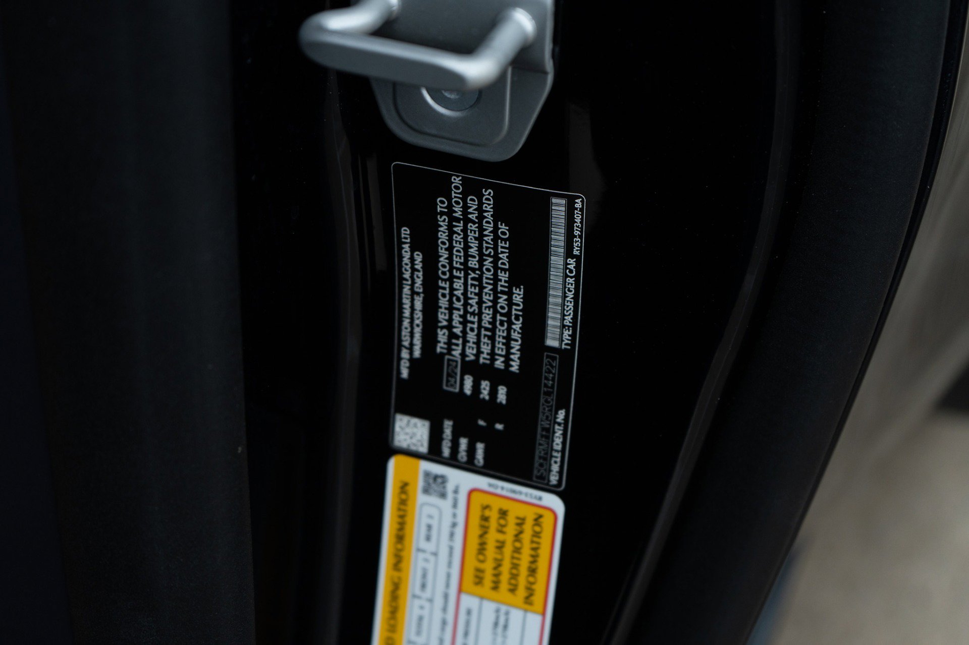 Used 2024 Aston Martin DB12 Coupe RWD image 35