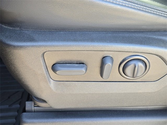 Used 2022 Chevrolet Silverado 2500 High Country w/ Technology Package image 21