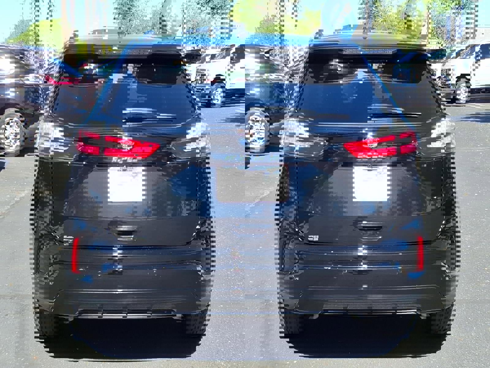 Used 2022 Ford Edge ST-Line image 5