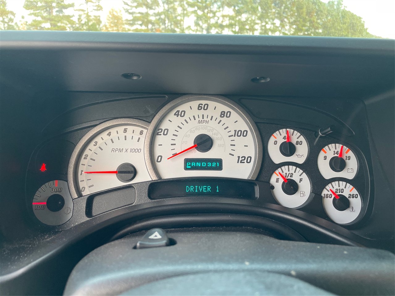 Used 2003 HUMMER H2 w/ Preferred Equipment Group image 46