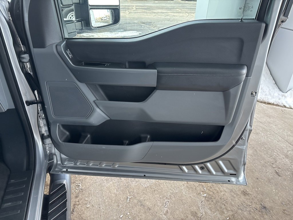 Used 2022 Ford F150 XLT w/ Trailer Tow Package image 30