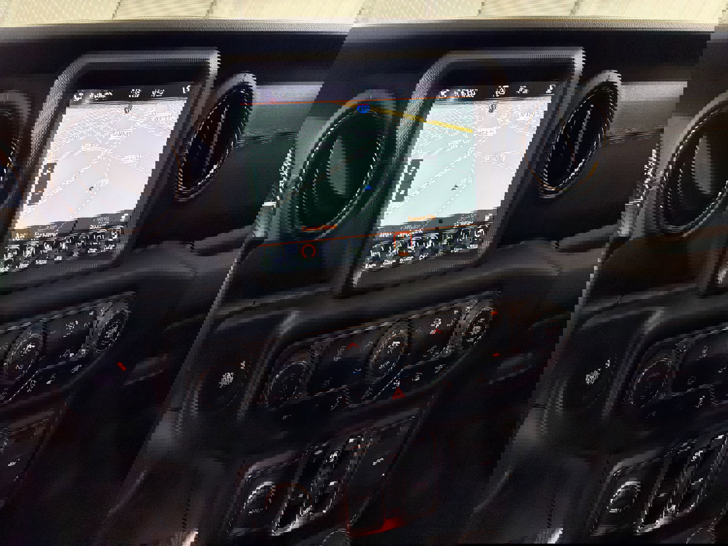 Used 2021 Jeep Wrangler Unlimited Sahara image 19