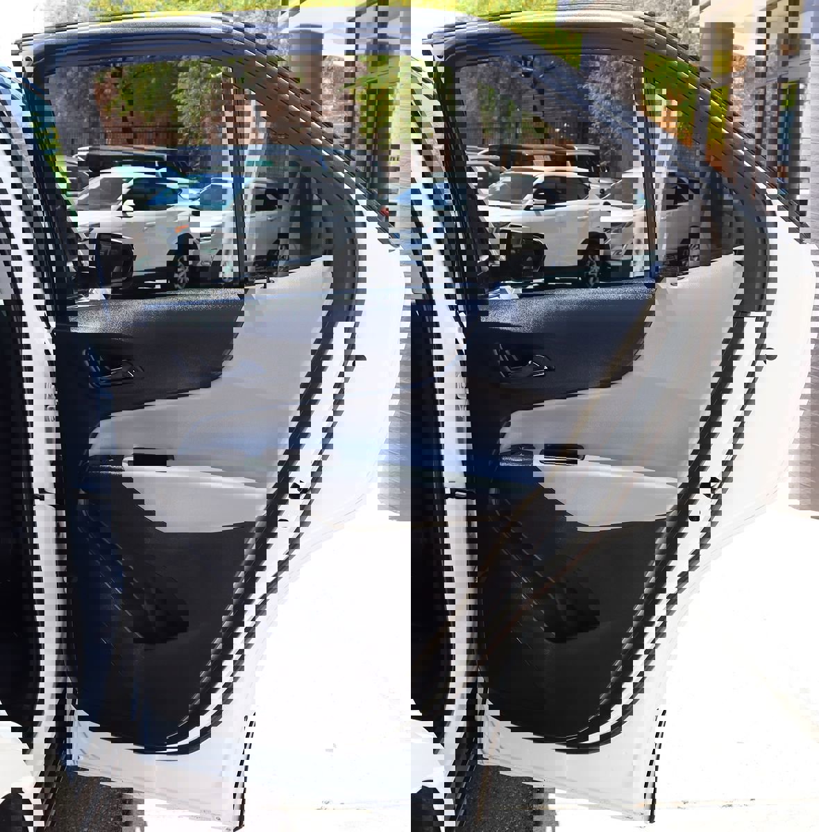 Used 2022 Chevrolet Equinox LT image 26