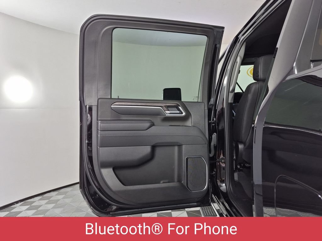 Certified 2025 Chevrolet Silverado 2500 LTZ w/ LTZ Convenience Package AWD/4WD image 36