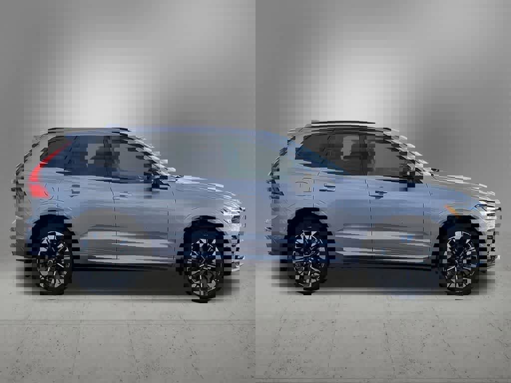 New 2026 Volvo XC60 B5 Plus w/ Protection Package Premier image 7