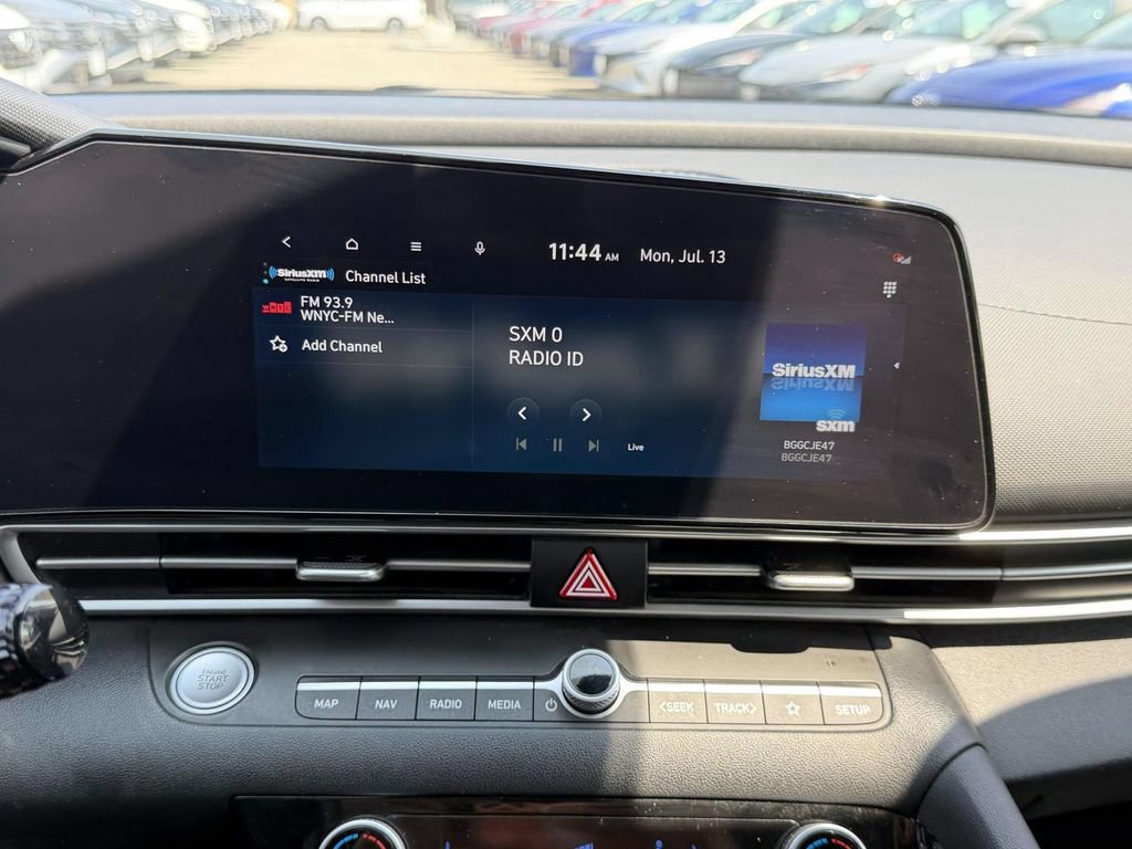 Used 2023 Hyundai Elantra SEL w/ Convenience Package FWD image 22