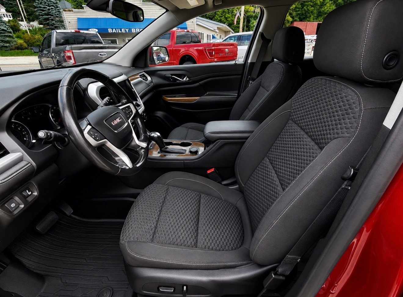 Used 2019 GMC Acadia SLE AWD/4WD image 11