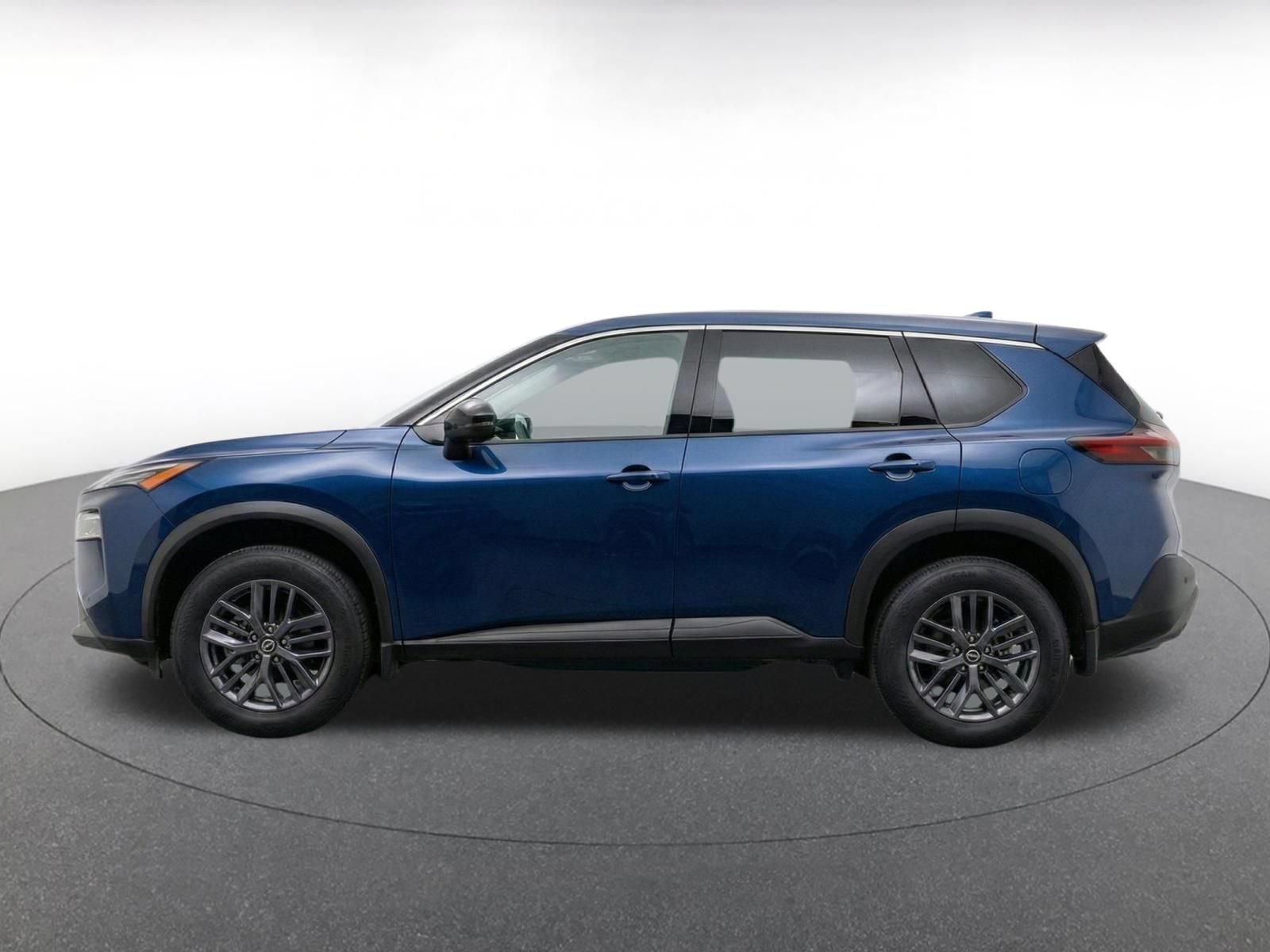 Used 2026 Nissan Rogue SV AWD/4WD image 4