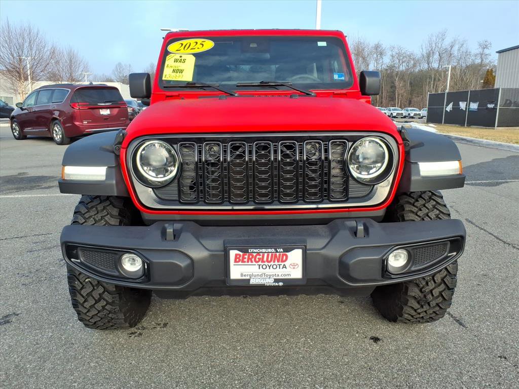 Used 2025 Jeep Wrangler Willys image 8