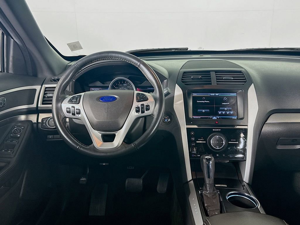 Used 2014 Ford Explorer Sport w/ Equipment Group 401A AWD/4WD image 11