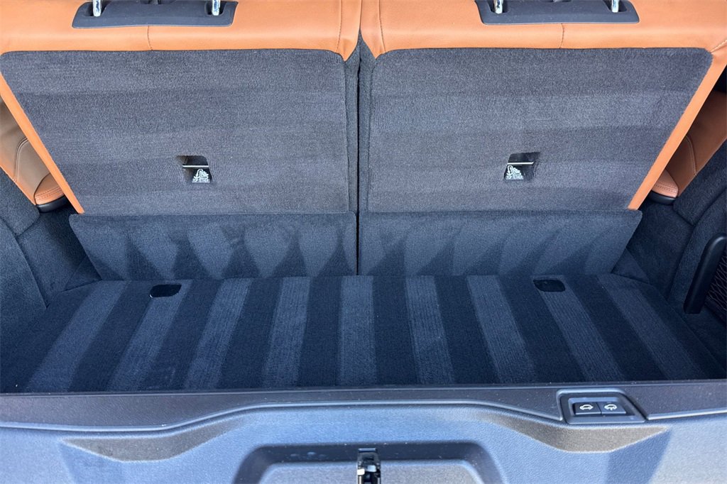 Used 2022 BMW X7 xDrive40i w/ Executive Package image 18