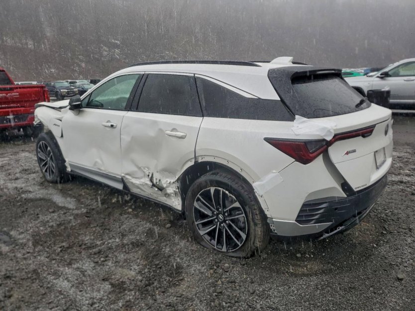 Used 2024 Acura ZDX A-Spec image 3