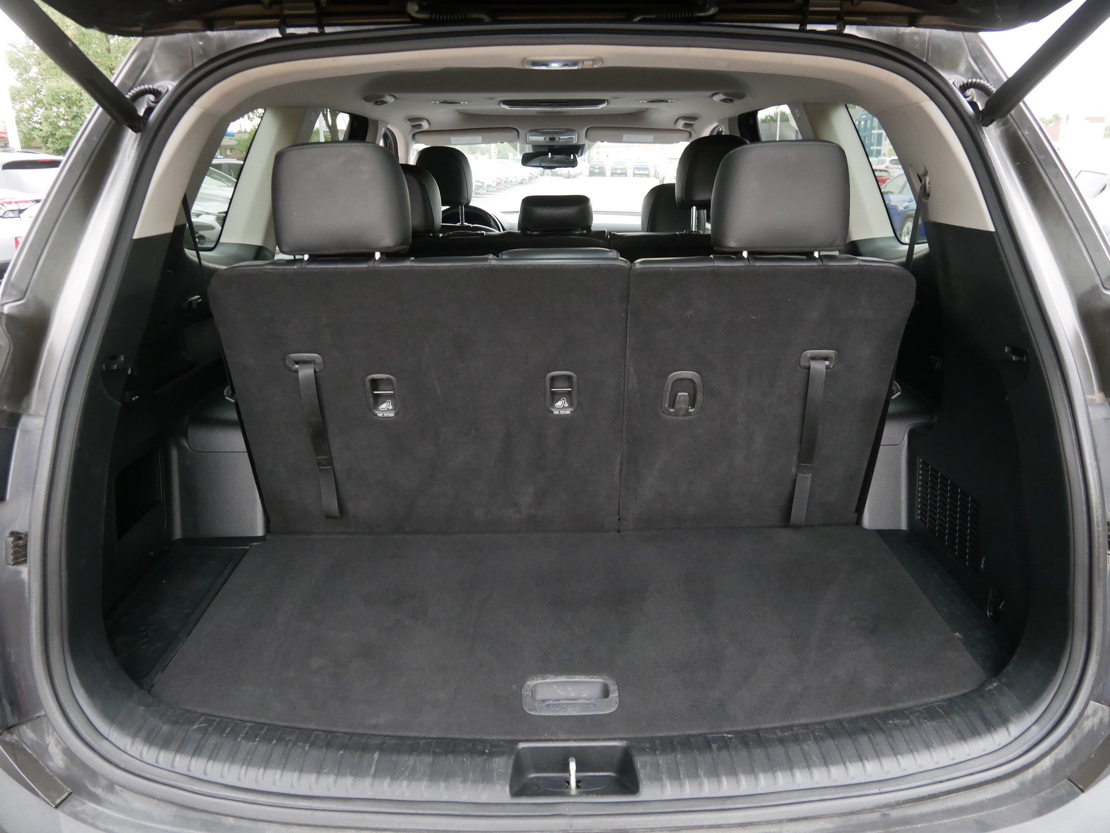 Used 2020 Kia Telluride EX w/ Towing Package AWD/4WD image 18