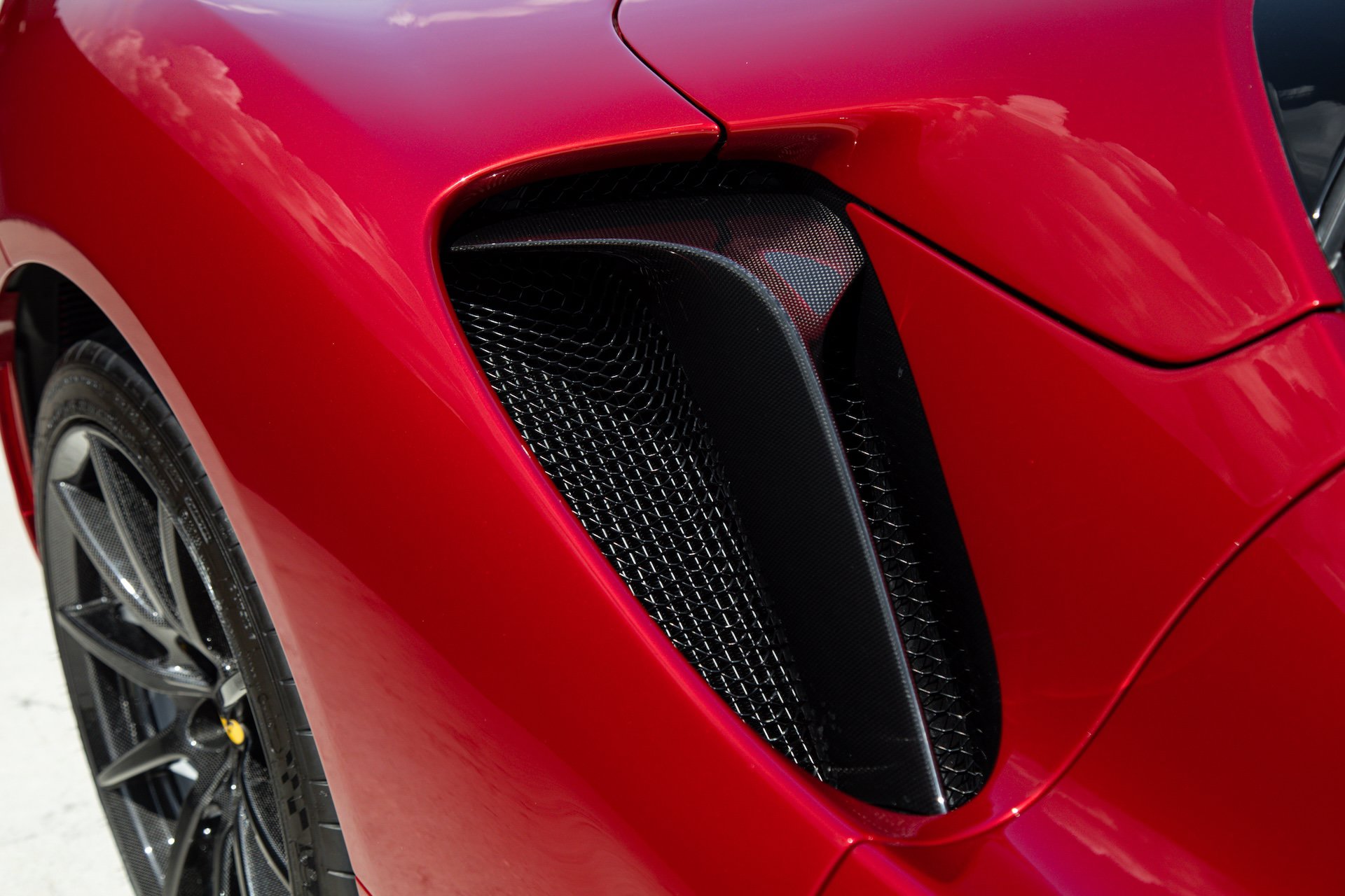 Certified 2025 Ferrari SF90 Spider AWD/4WD image 48