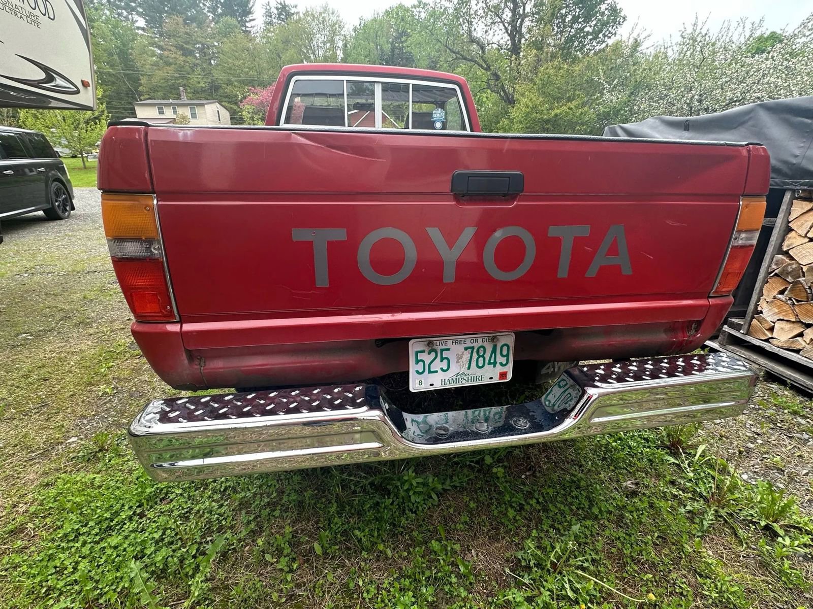 Used 1988 Toyota Pickup 4x4 Regular Cab image 10