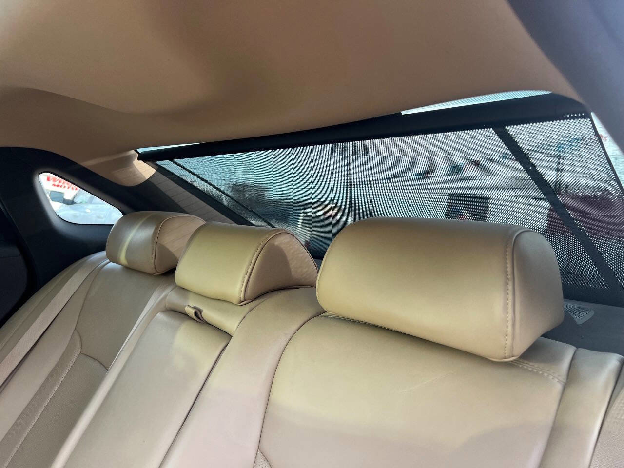 Used 2014 Hyundai Azera Limited w/ Option Group 02 image 18