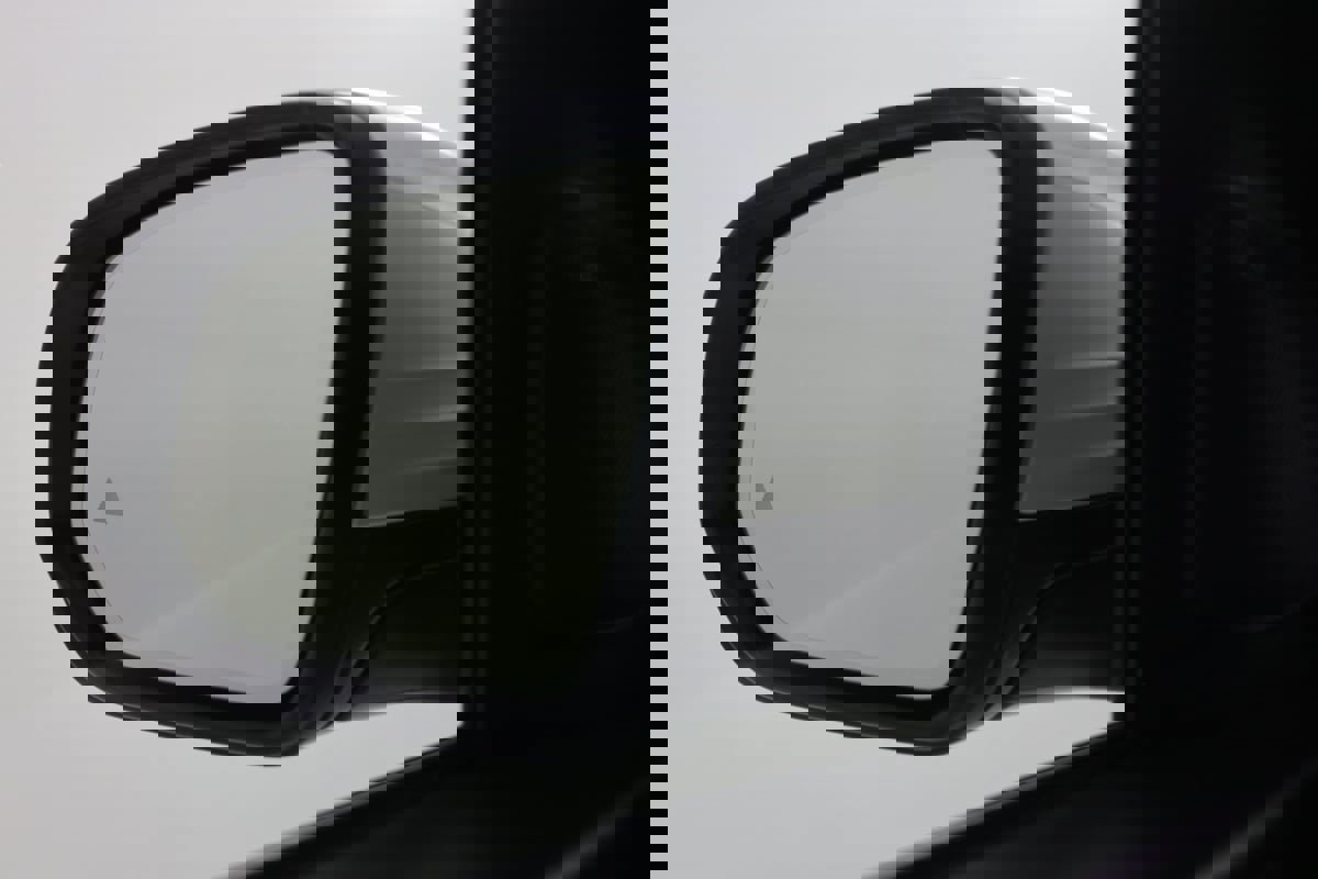 Used 2023 Mercedes-Benz GLS 580 4MATIC image 12