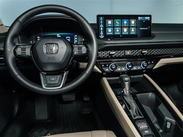 Used 2025 Honda Accord Touring image 19