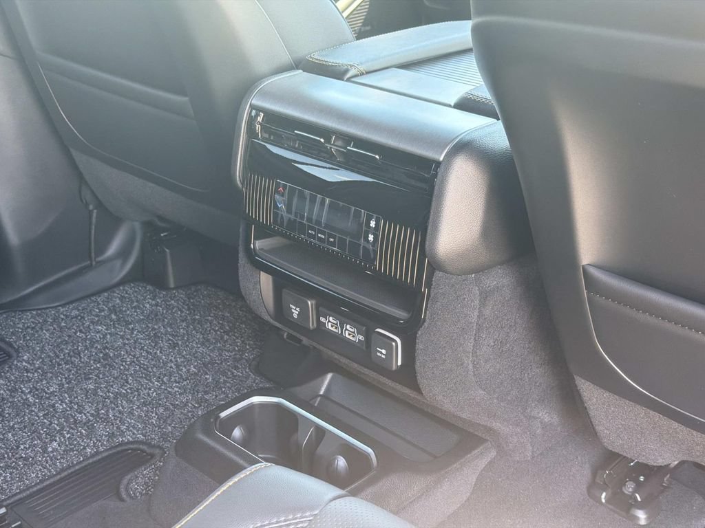 New 2026 Jeep Grand Wagoneer 4WD image 26