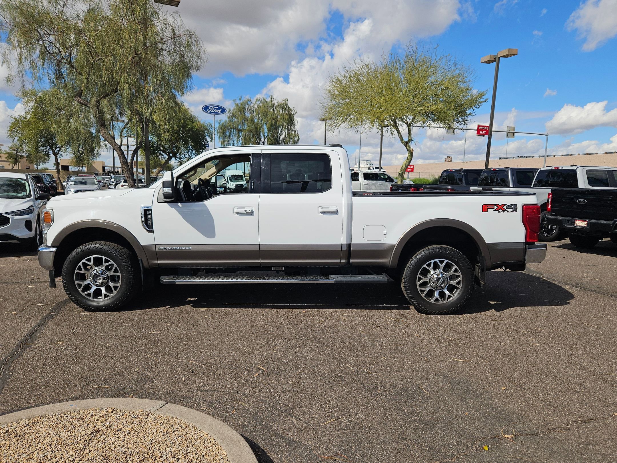 Used 2020 Ford F350 Lariat w/ Lariat Ultimate Package image 9