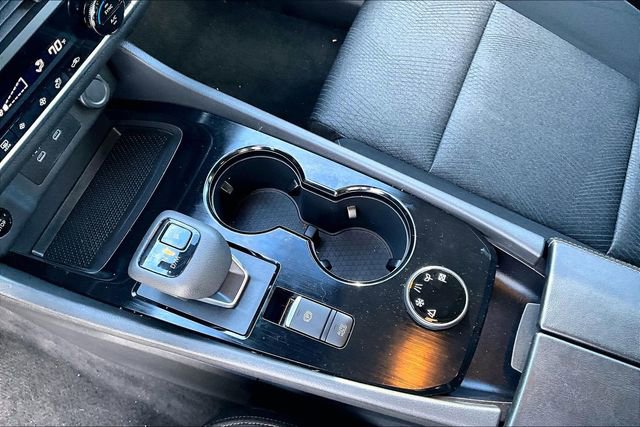 Used 2024 Nissan Rogue SV image 17