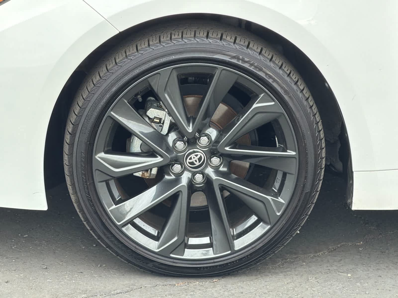 Used 2024 Toyota Corolla SE w/ SE Premium Package FWD image 29