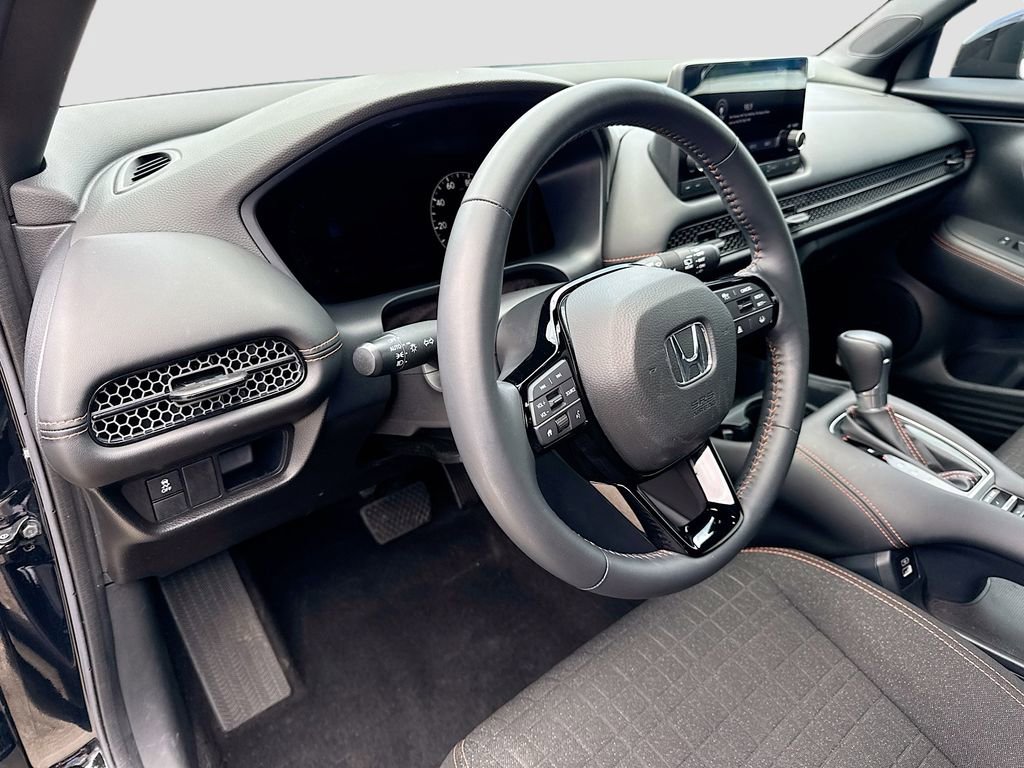 Used 2023 Honda HR-V Sport image 10