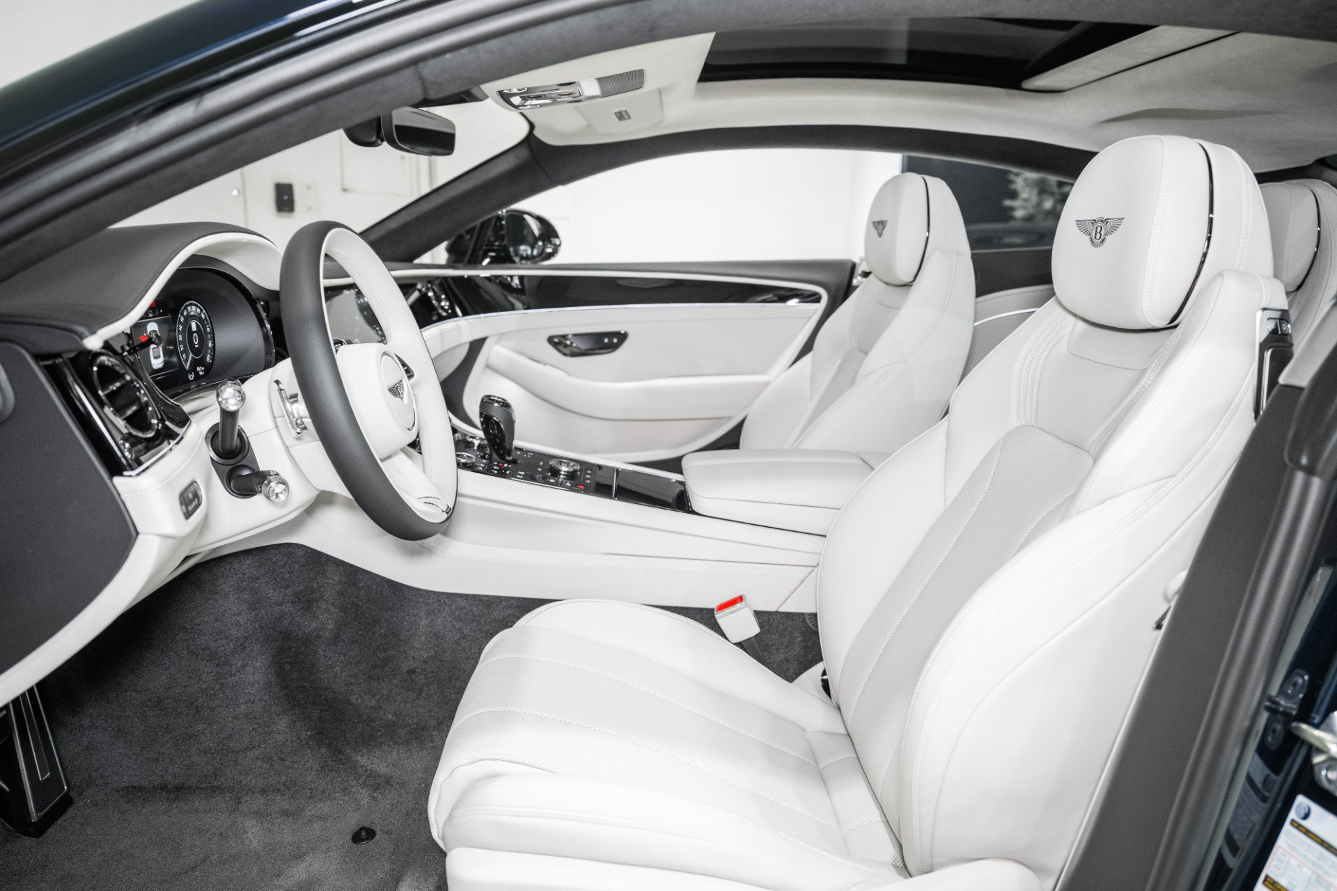 New 2026 Bentley Continental GT AWD/4WD image 17