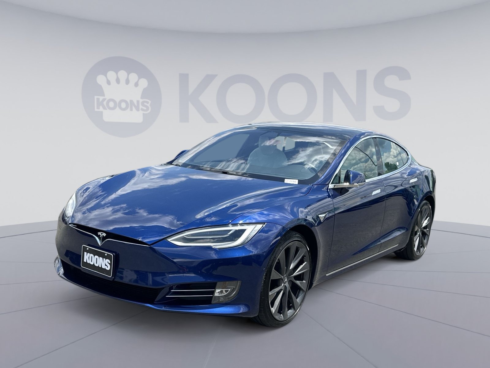 Used 2020 Tesla Model S Long Range AWD/4WD image 1