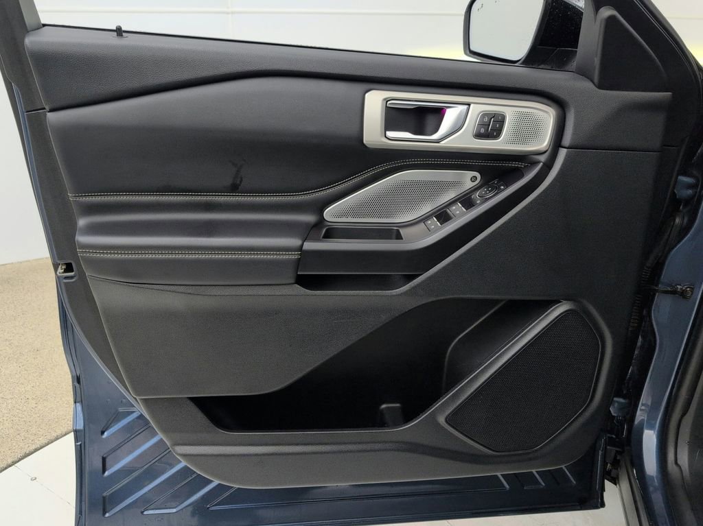 Used 2020 Ford Explorer ST w/ ST Street Pack image 35