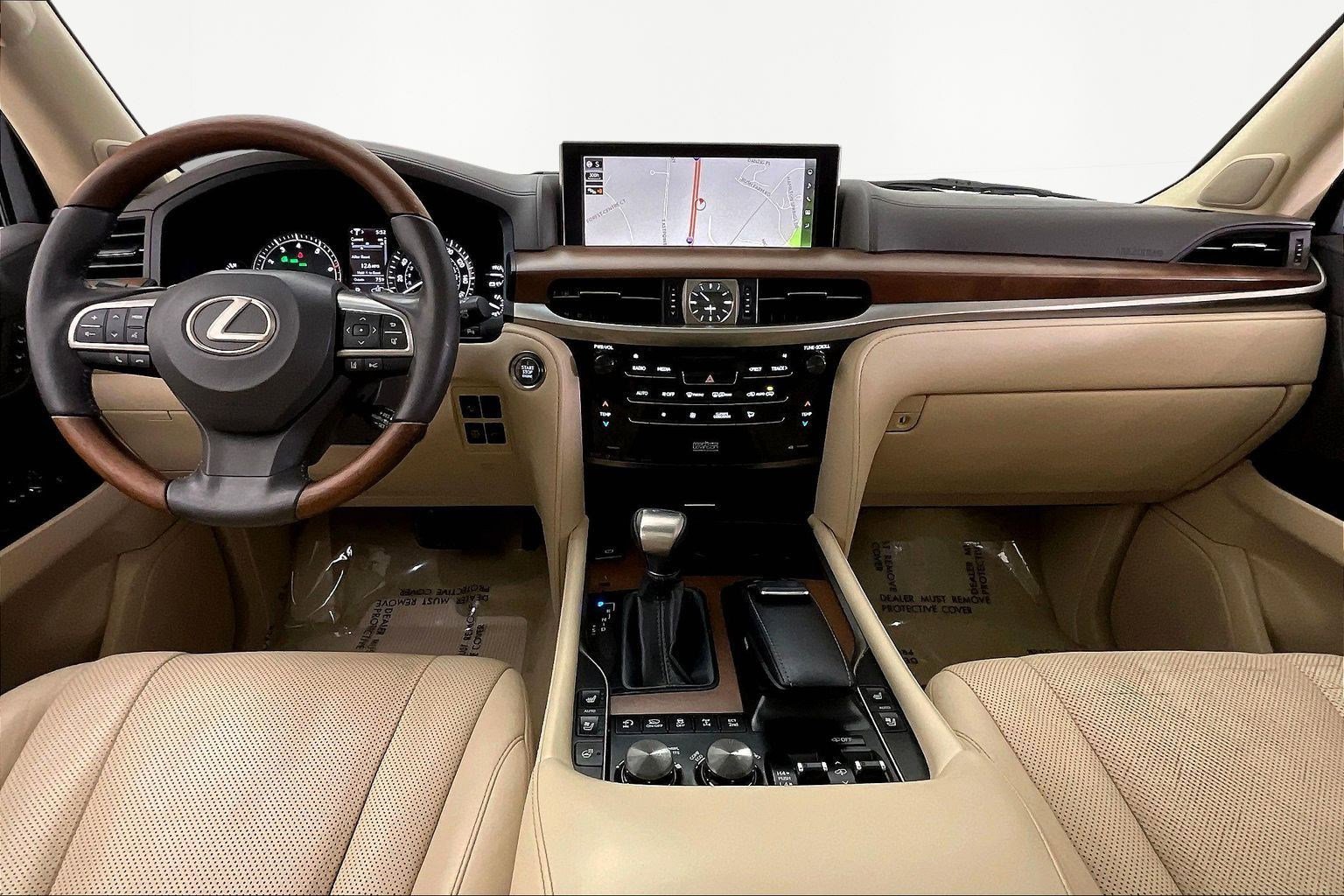 Used 2019 Lexus LX 570 4WD w/ Luxury Package image 7