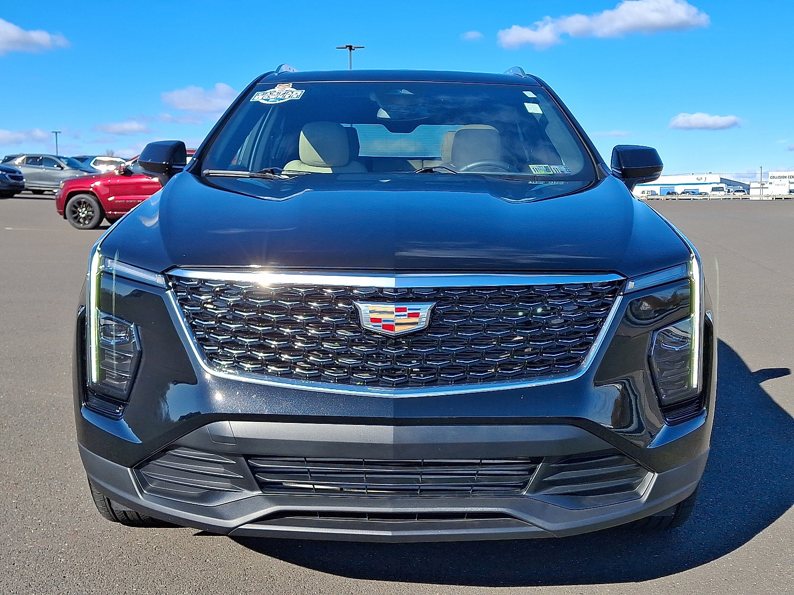 Used 2024 Cadillac XT4 Luxury w/ Cold Weather Package image 2