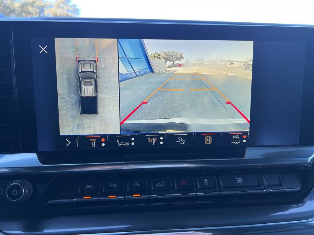 Used 2024 Chevrolet Silverado 1500 High Country w/ Technology Package image 14