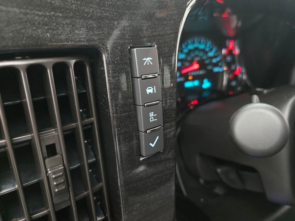 Used 2023 GMC Savana 2500 image 20