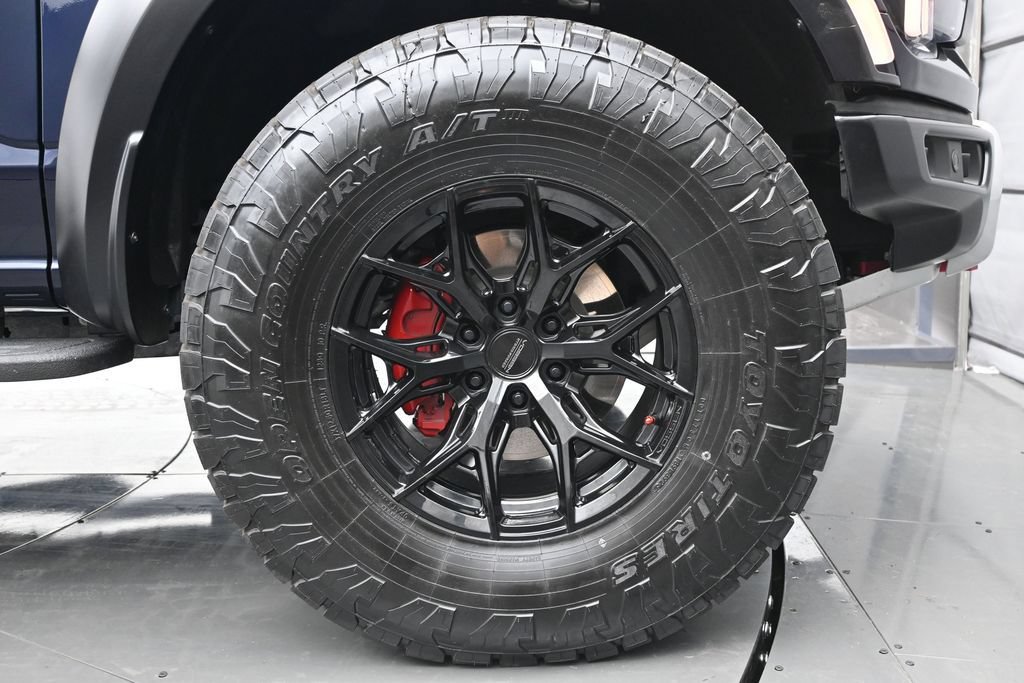 Used 2025 Ford F150 Raptor AWD/4WD image 39