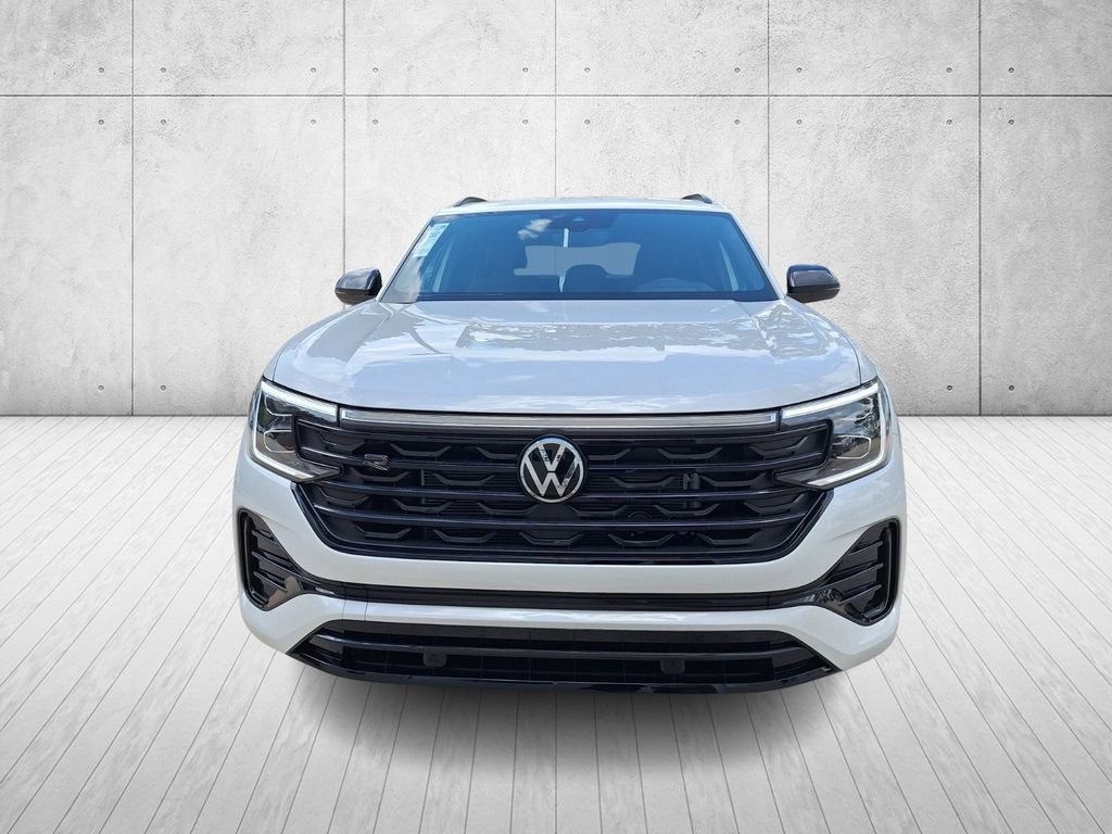 New 2026 Volkswagen Atlas Cross Sport SEL R-Line image 2