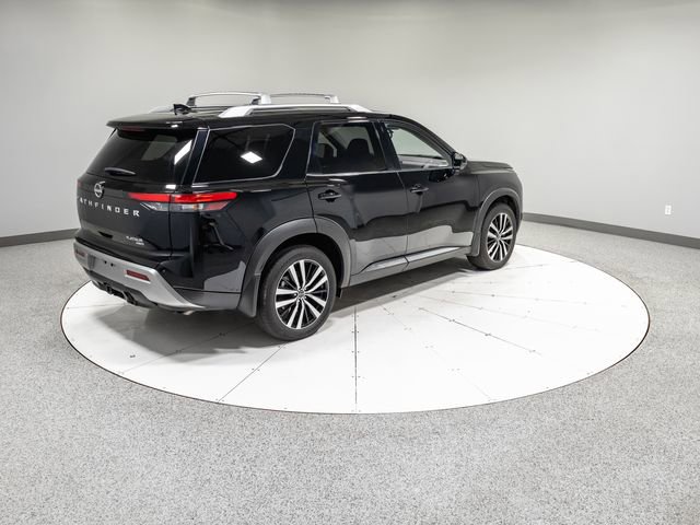 Used 2025 Nissan Pathfinder Platinum AWD/4WD image 34