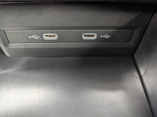 Certified 2025 Volkswagen Atlas Peak Edition SE image 26