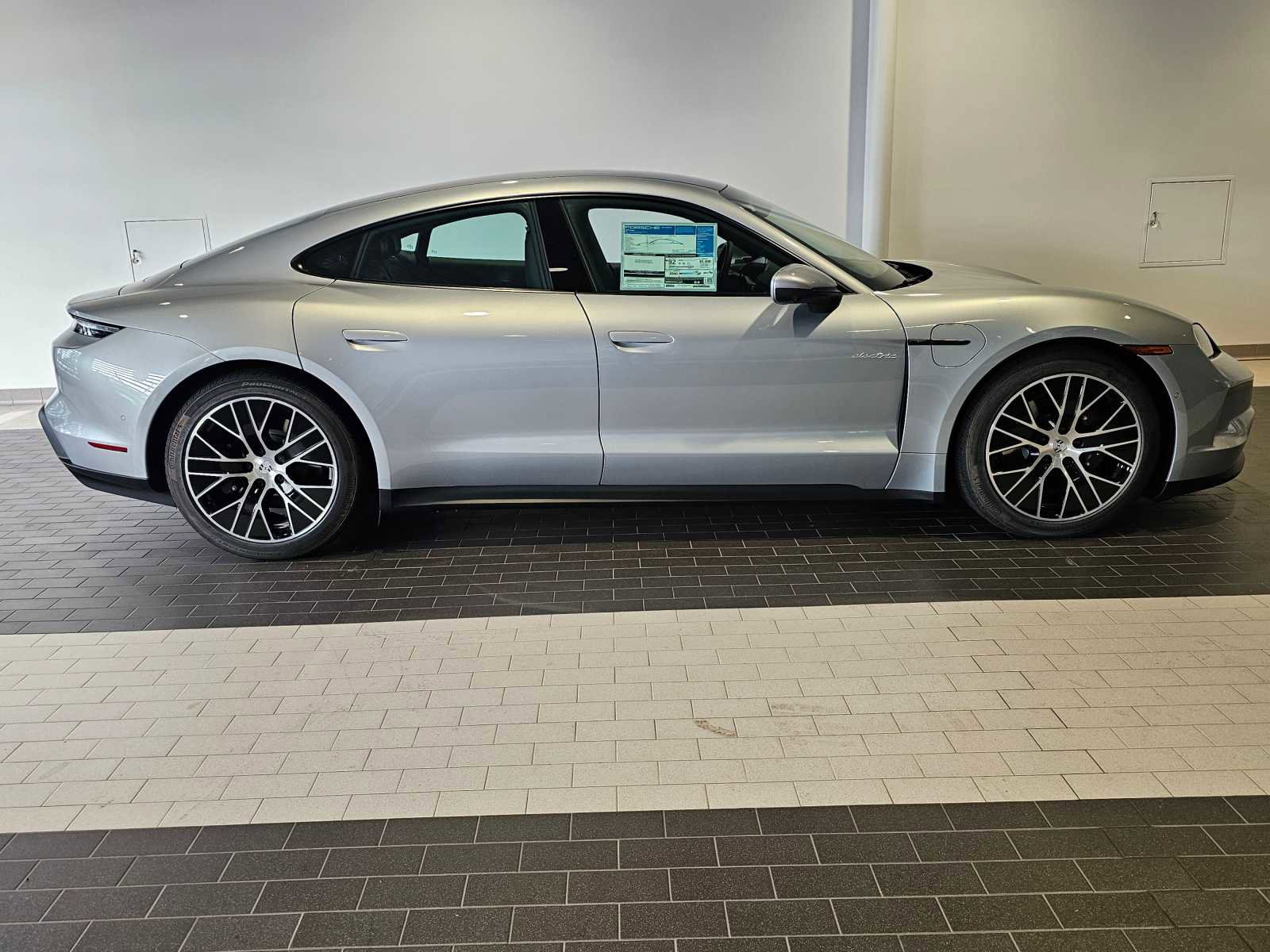 New 2025 Porsche Taycan image 8