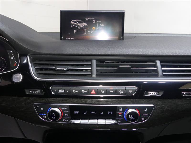 Used 2019 Audi Q7 3.0T Prestige w/ Prestige Package AWD/4WD image 40