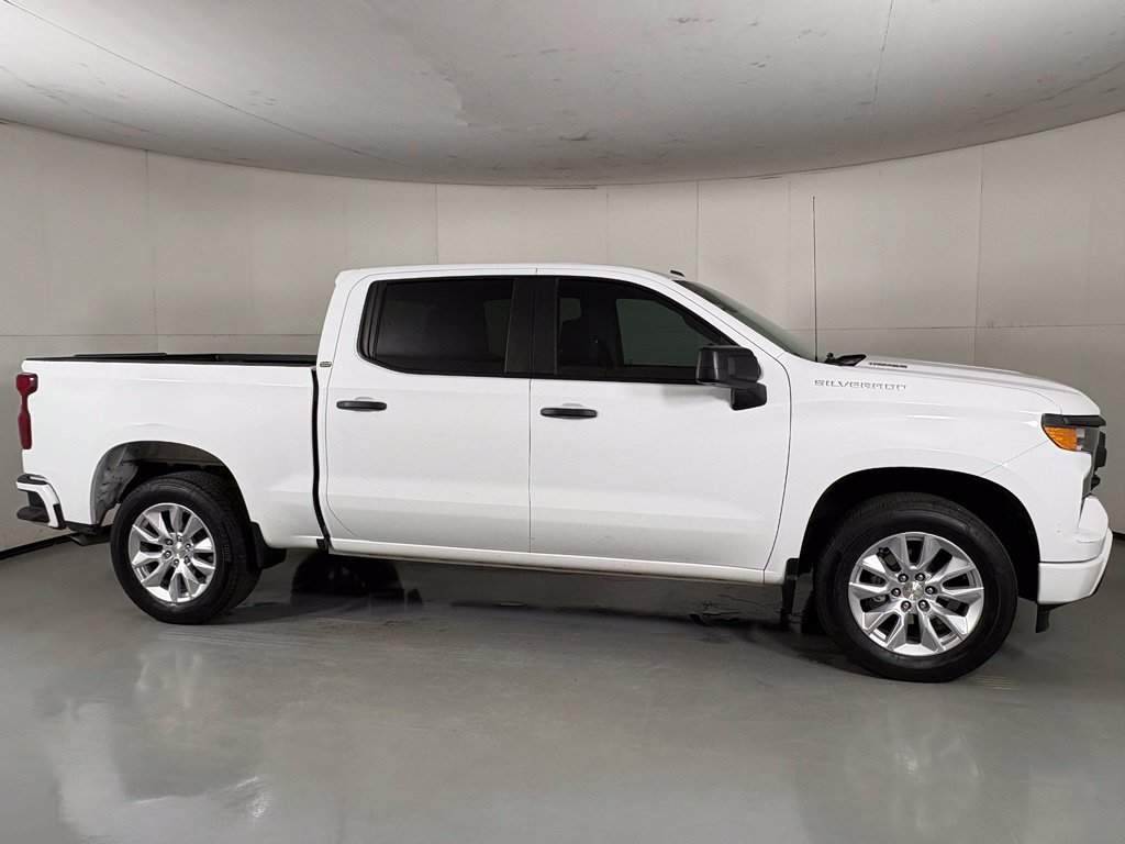 Used 2024 Chevrolet Silverado 1500 Custom RWD image 11