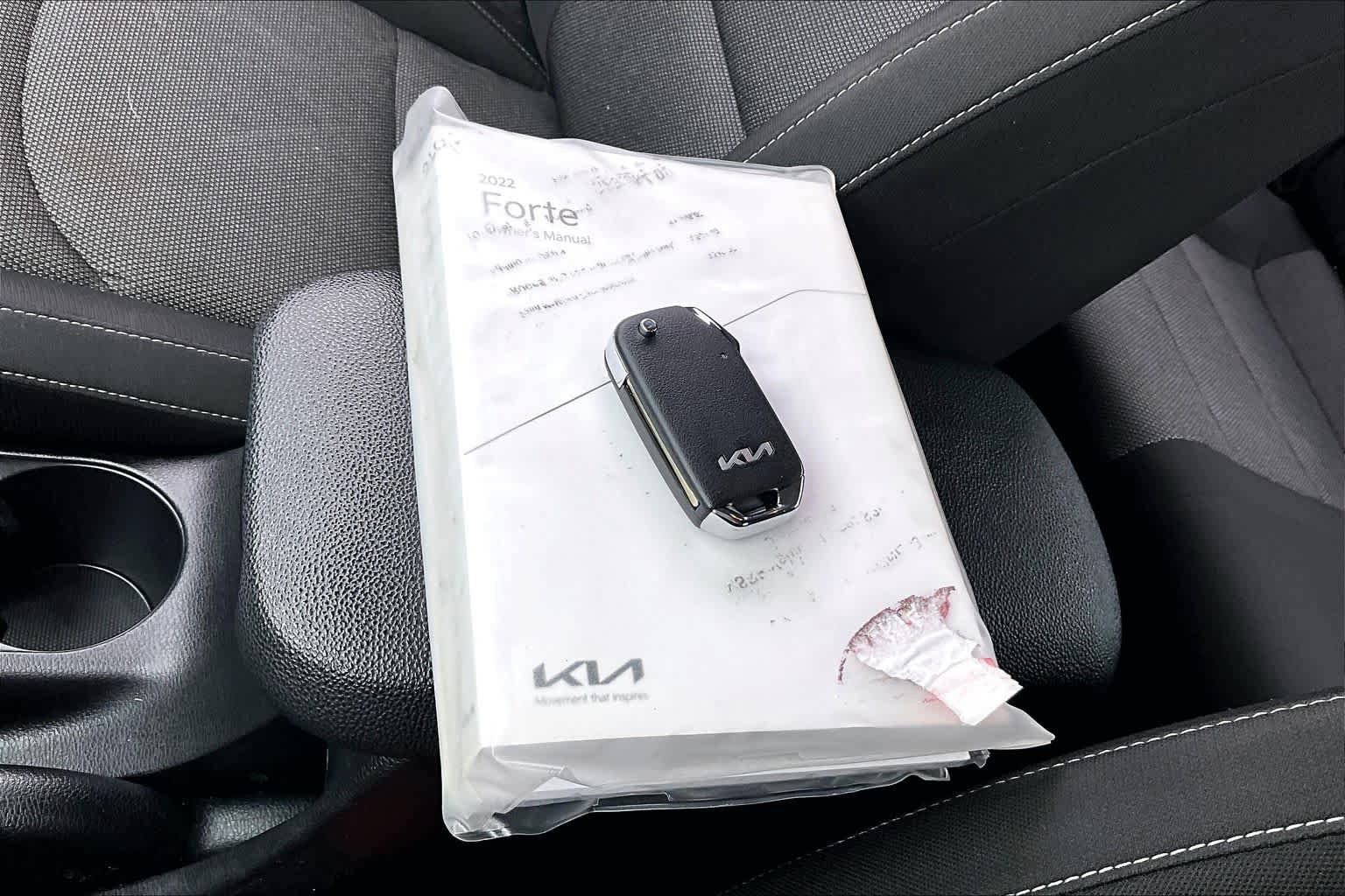 Used 2022 Kia Forte LXS image 13