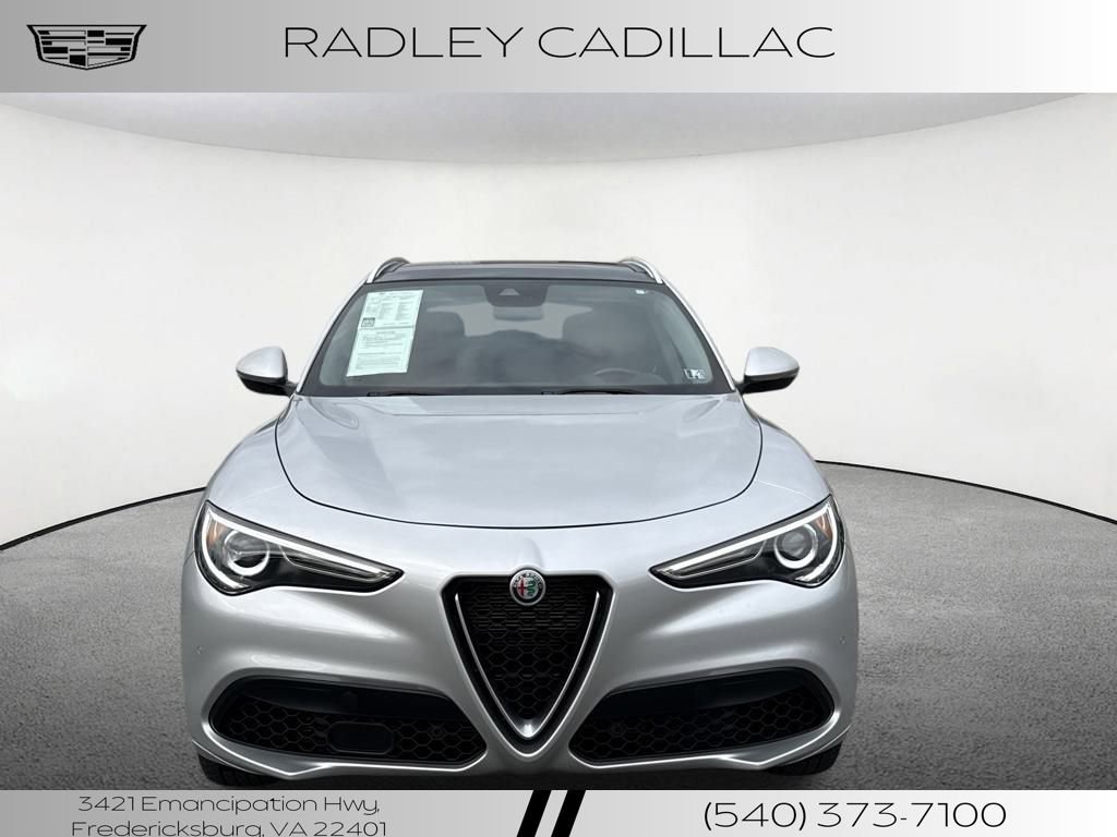 Used 2020 Alfa Romeo Stelvio Ti w/ Active Blind Spot Package image 9